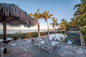 Private oceanview balcony & infinity pool onsite